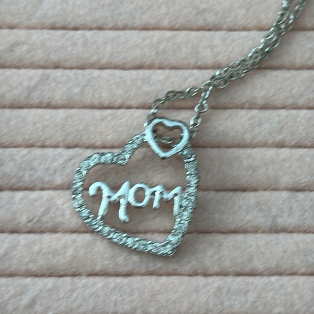 Vintage Silver Crown Pendant Necklace